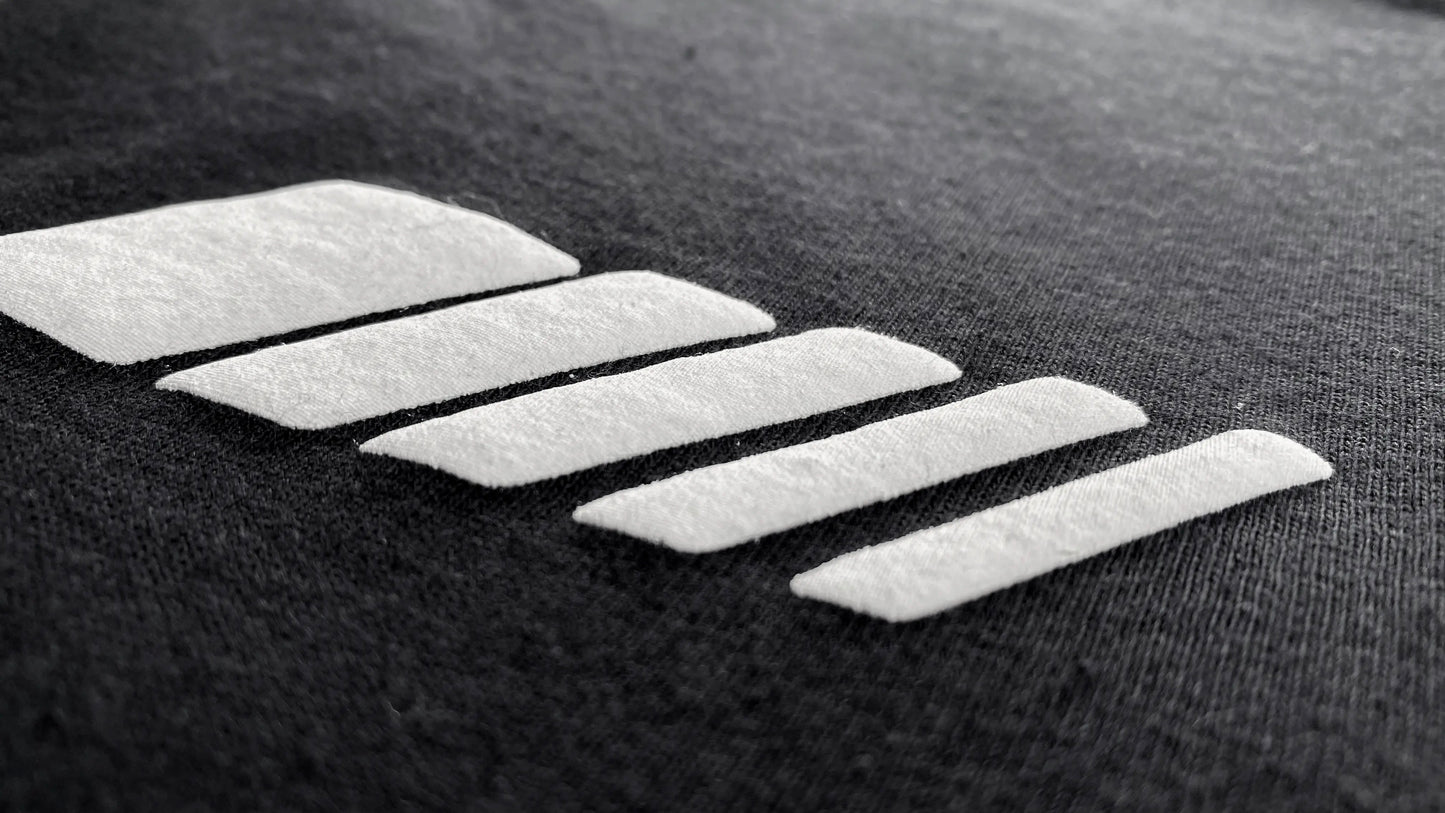 T-Shirt - BLACK